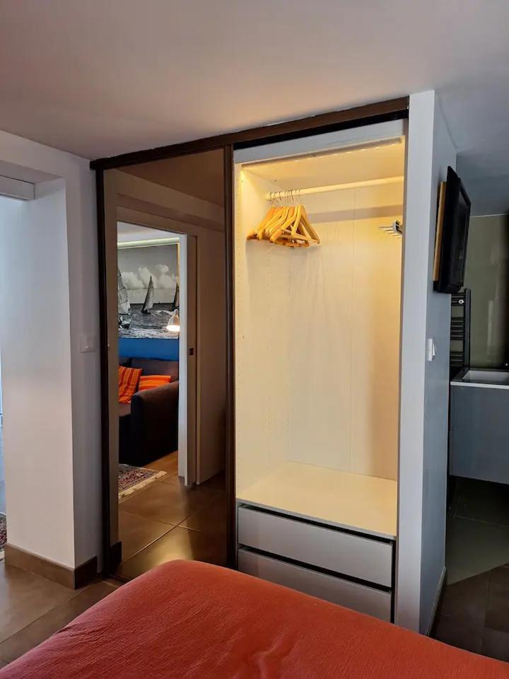 Appartement Moderne Avec Terrasse - Proche Mer آغون - كونتاينفيل المظهر الخارجي الصورة