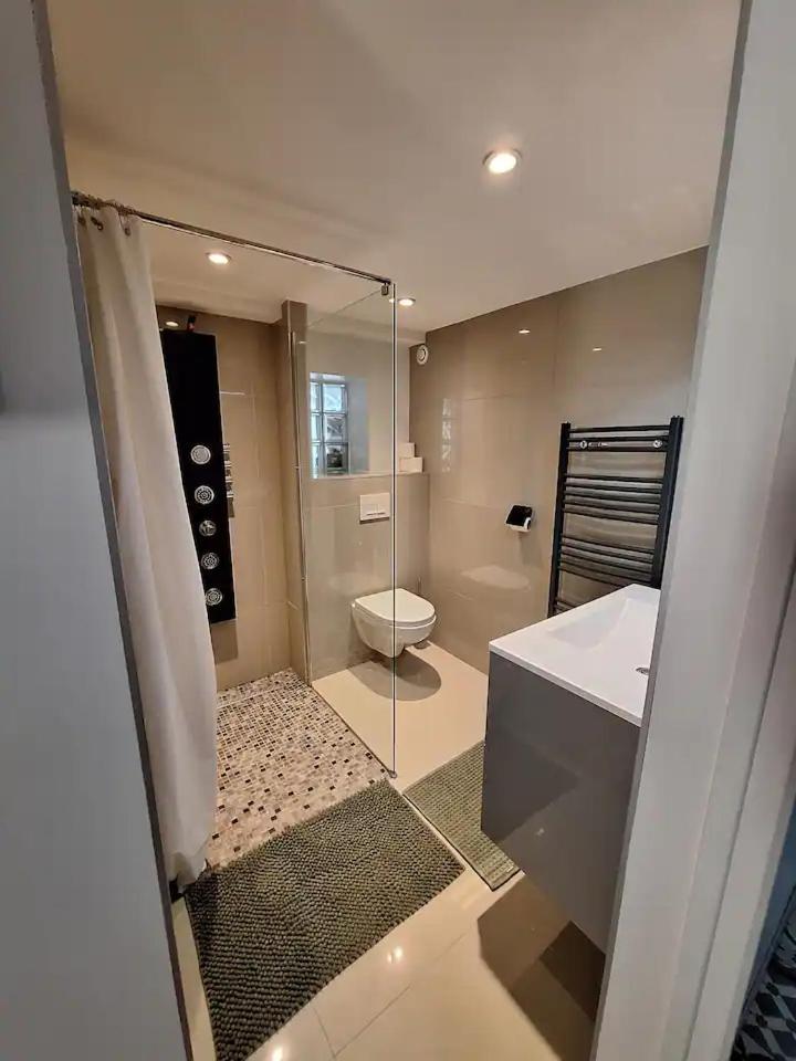 Appartement Moderne Avec Terrasse - Proche Mer آغون - كونتاينفيل المظهر الخارجي الصورة